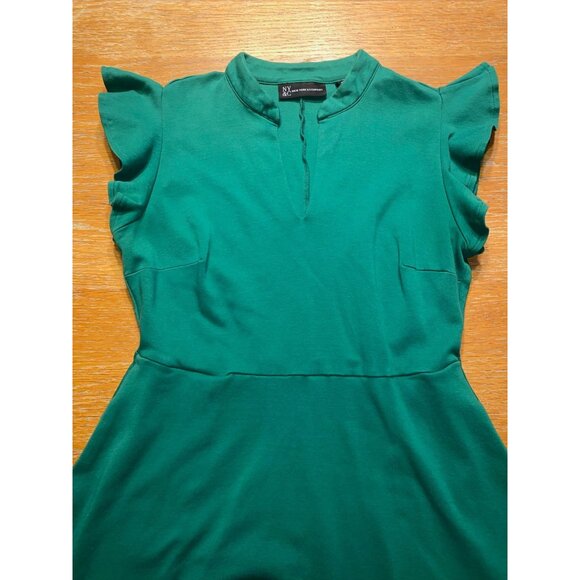 Green Sheath Dress With Ruffled Sleeves & Keyhole Neckline - Picture 3 of 4